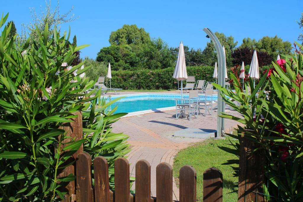Agriturismo Gli Etruschi Популония Екстериор снимка