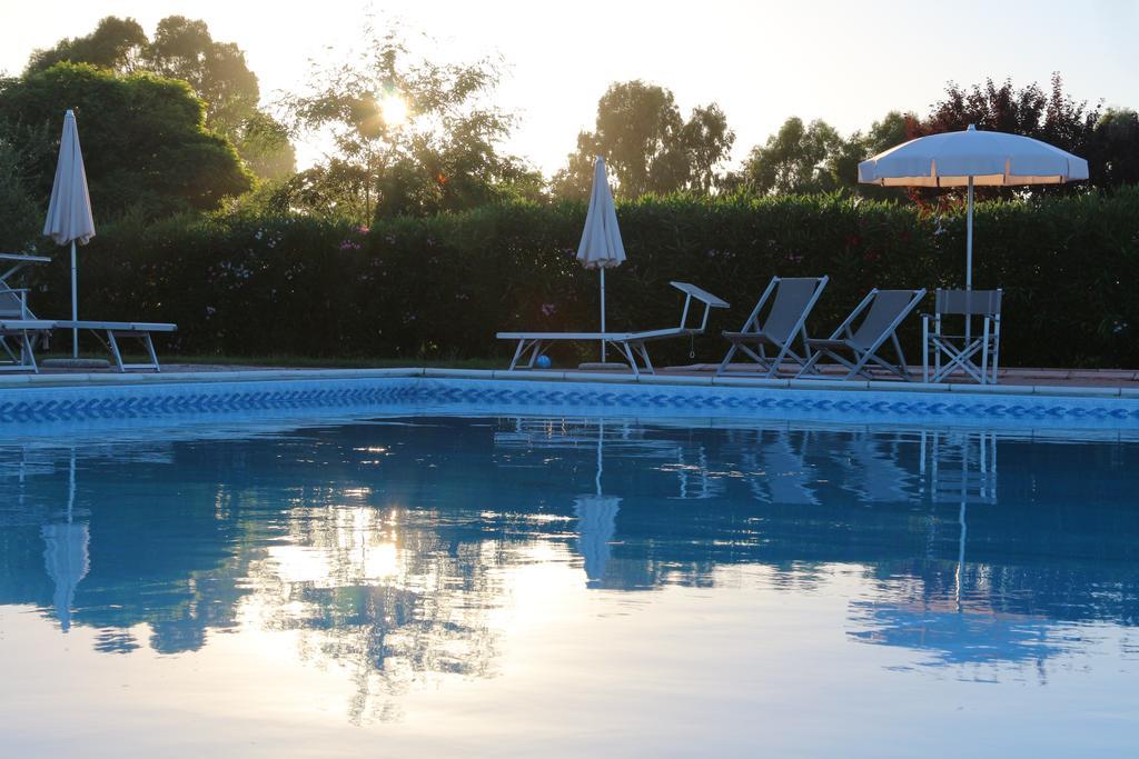 Agriturismo Gli Etruschi Популония Екстериор снимка