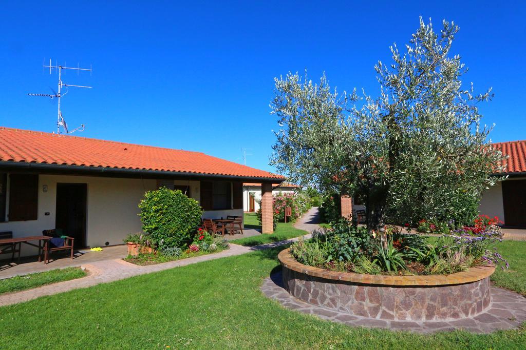 Agriturismo Gli Etruschi Популония Екстериор снимка
