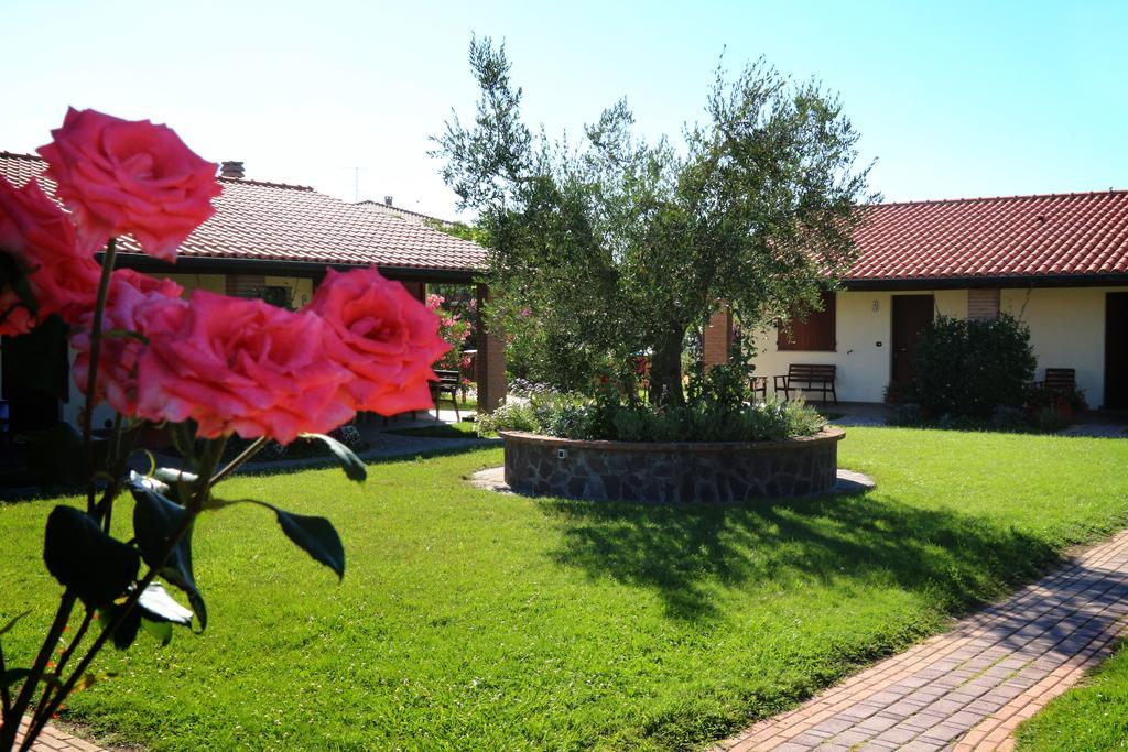 Agriturismo Gli Etruschi Популония Екстериор снимка