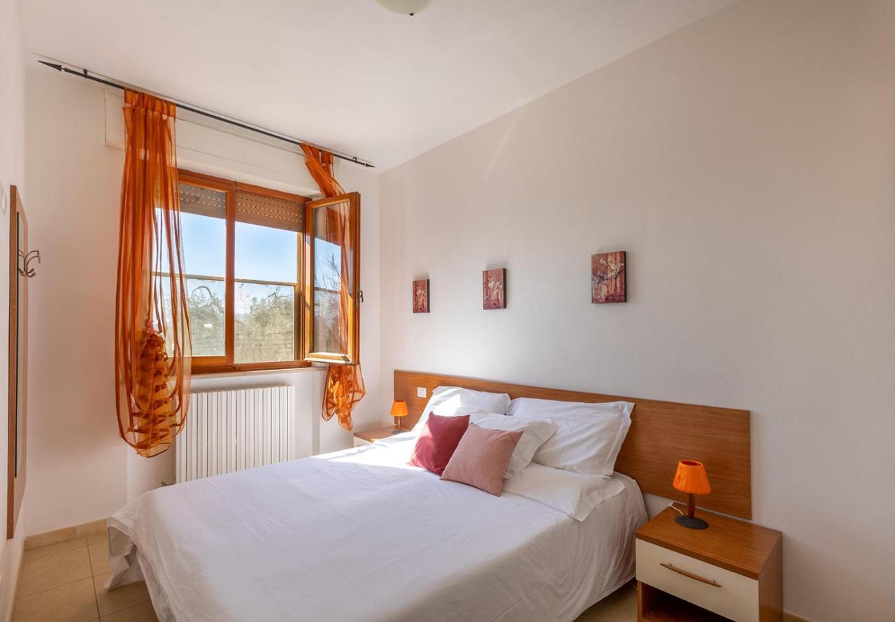 Agriturismo Gli Etruschi Популония Екстериор снимка